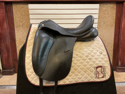 Used 18" Custom Wolfgang Monoflap Dressage Saddle M Used 18" Custom Wolfgang Monoflap Dressage Saddle M