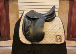 Used 17.5" CWD SE05 Dressage Saddle W