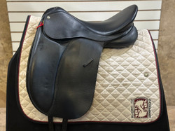 Used 17.5" Collegiate Convertible Dressage Saddle M Used 17.5" Collegiate Convertible Dressage Saddle M