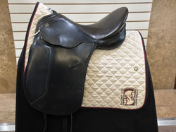 Used 18" Kieffer Wien DL Dressage Saddle MW