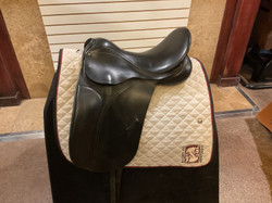 Used 17" County Competitor Dressage Saddle M