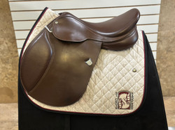 Used 17.5" Bates Caprilli Close Contact Saddle M ADJ