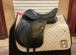 Used 17.5" Bates Heritage WIDE All Purpose Saddle XW ADJ