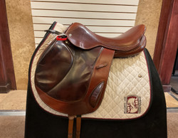 Used 18" Custom Saddlery Monoflap Close Contact Saddle W