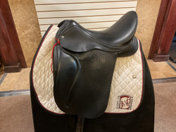 Used 18" Mike Corcoran Master Dressage Saddle M
