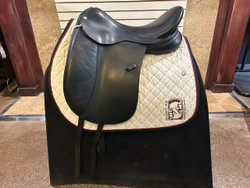 Used 18" Frank Baines Elegance Dressage Saddle MW