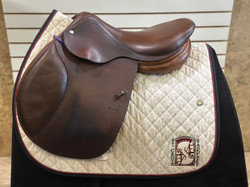 Used 17" CWD SE01 Close Contact Saddle M