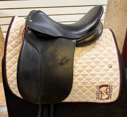 Used 17" County Warmblood Dressage Saddle MW