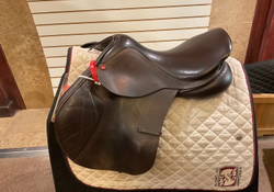 Used 17" Albion Kontrol Close Contact Saddle M