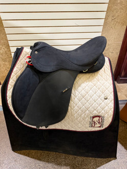 Used 16.5" Wintec 2000 All Purpose Saddle MW (ADJ)