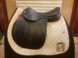 Used 17" Pessoa Gen X Elita Close Contact Saddle M ADJ