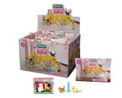 Breyer® Pocket Box Cats