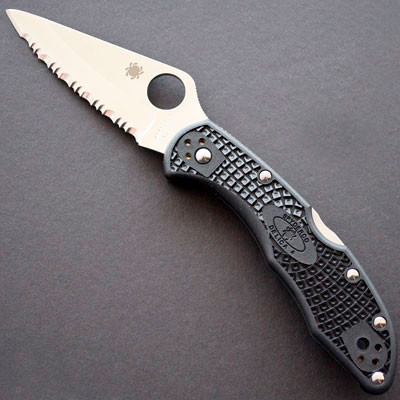 Active slide of SpydercoDelica Pocket Knife with Spyder Edge