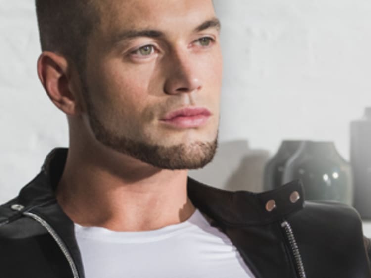 Chin strap