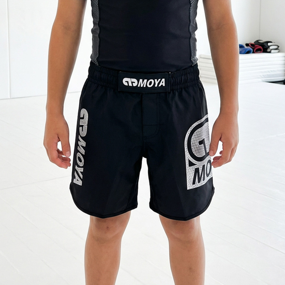 26 KIDS BLACK TRAINING SHORTS