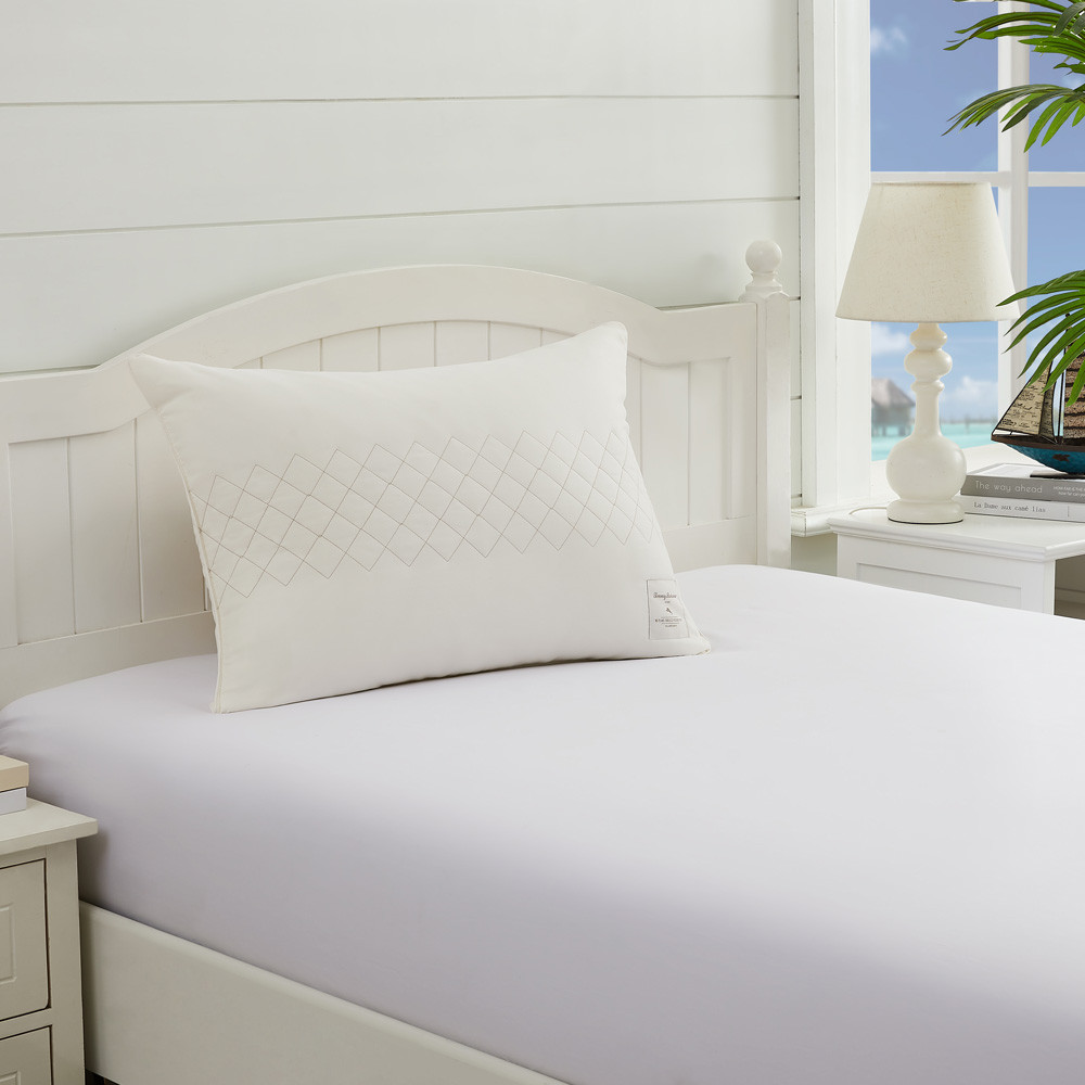 Wholesale Tommy Bahama AquaLoft Gel Pillow