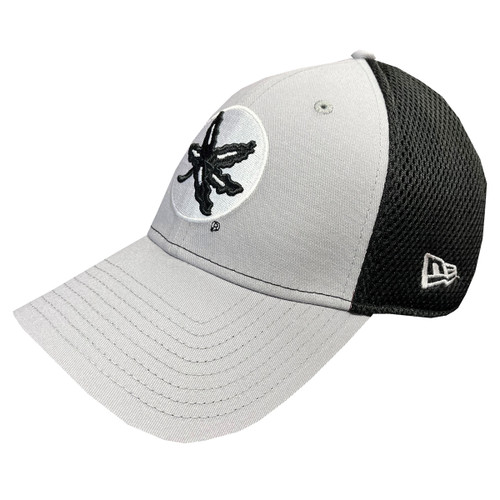 Gray/Black Neo Fitted Cap w/Black Leaf