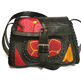Vintage Embossed Leather Shoulder Bag: Hand-Stitched Floral Boho Bag