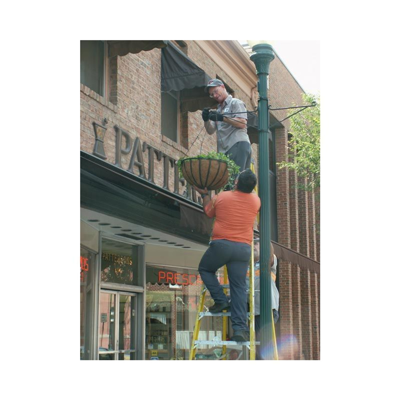 Hanging Baskets Accessories Hanging Basket Brackets Planters