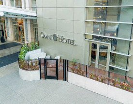 Creating Privacy with Planters: Enhancing Guest Experience