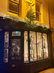 Woodbridge Antiques Festive Pop-Up Shop