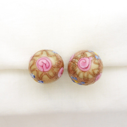 Pair of beautiful vintage Italian clip earrings.