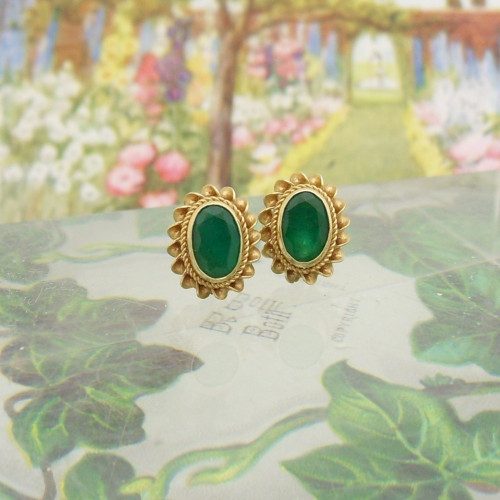 9ct yellow gold Emerald stud earrings