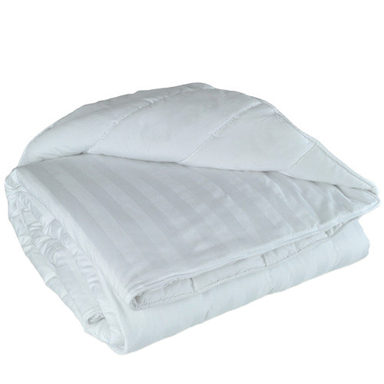 https://cdn11.bigcommerce.com/s-q0oajb576s/images/stencil/1280x1280/products/1341/3685/queen-t-250-low-wrinkle-eco-fill-covered-duvet-comforters-14__38308.1637184381.jpg?c=1