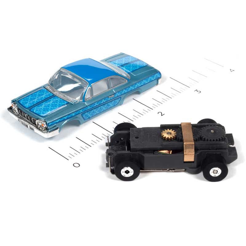 Auto World 1962 Chevrolet Bel Air Blue Thunderjet HO Slot Car