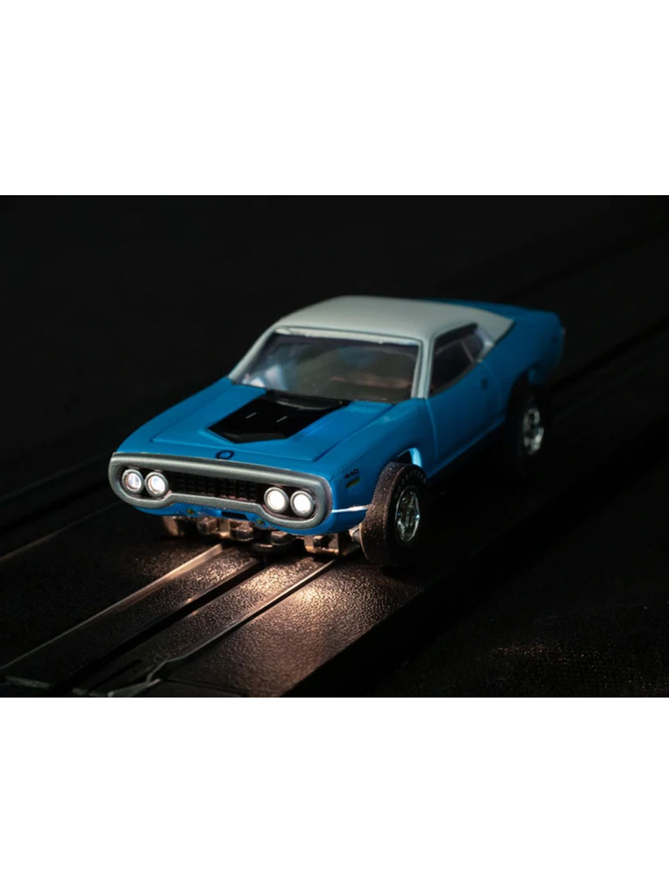AUTO WORLD ☆ '71 Roadrunner GTX☆HOスロットカー Auto World 1971 Plymouth GTX (Blue) X-Traction Flamethrowers