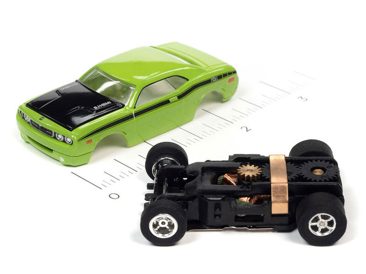 Auto World 2008 Dodge Challenger (Green) X-Traction R34 HO
