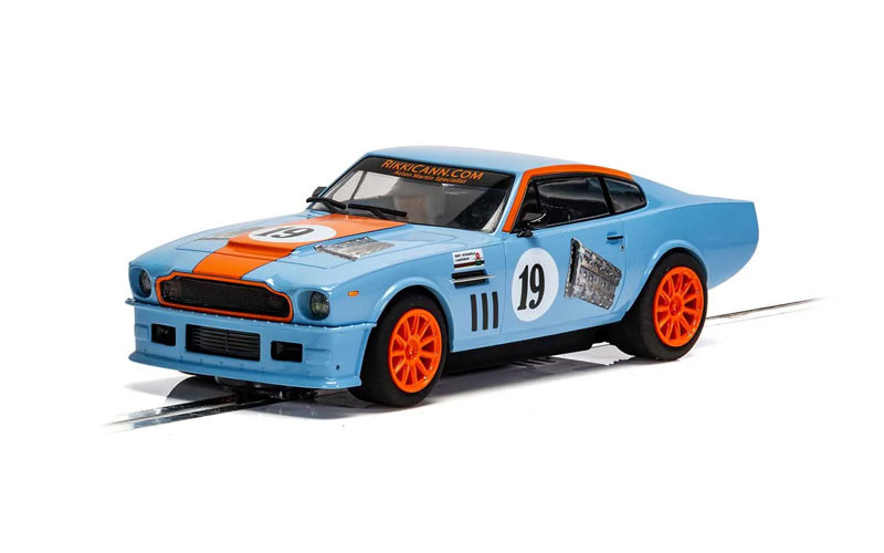 スロットカー 1/32 Aston Martin Gulf Racing Scalextric Aston Martin V8 - Gulf Edition - Rikki Cann Racing 1/32