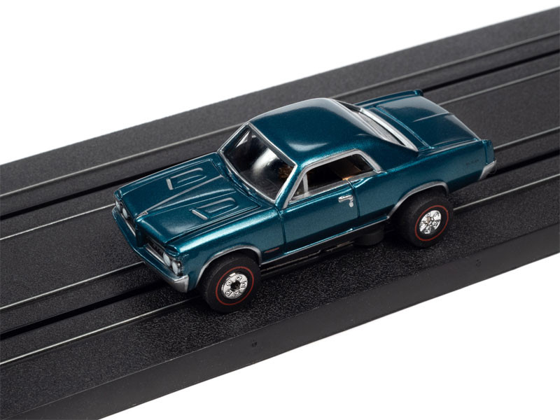 Auto World 1964 Pontiac GTO (Blue) Thunderjet HO Slot Car