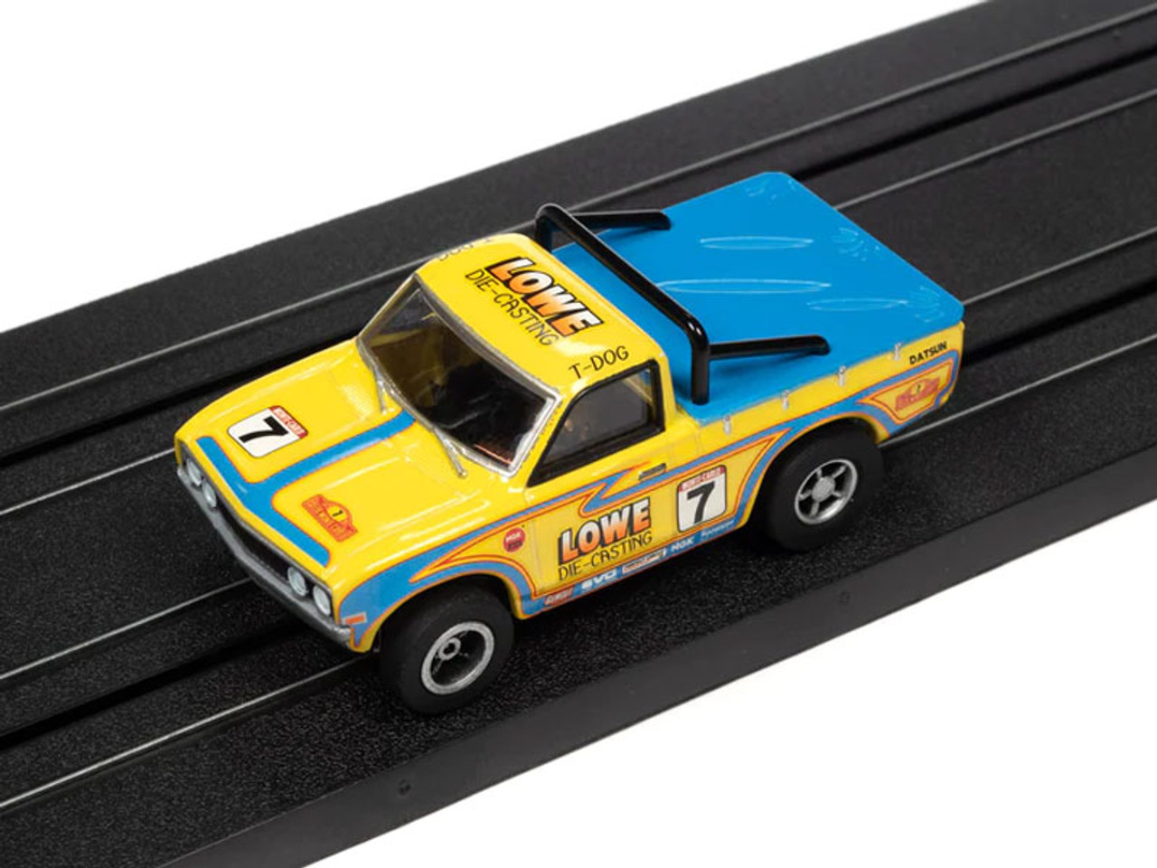 Auto World 1975 Datsun 620 Pickup Truck (Yellow) X-Traction HO