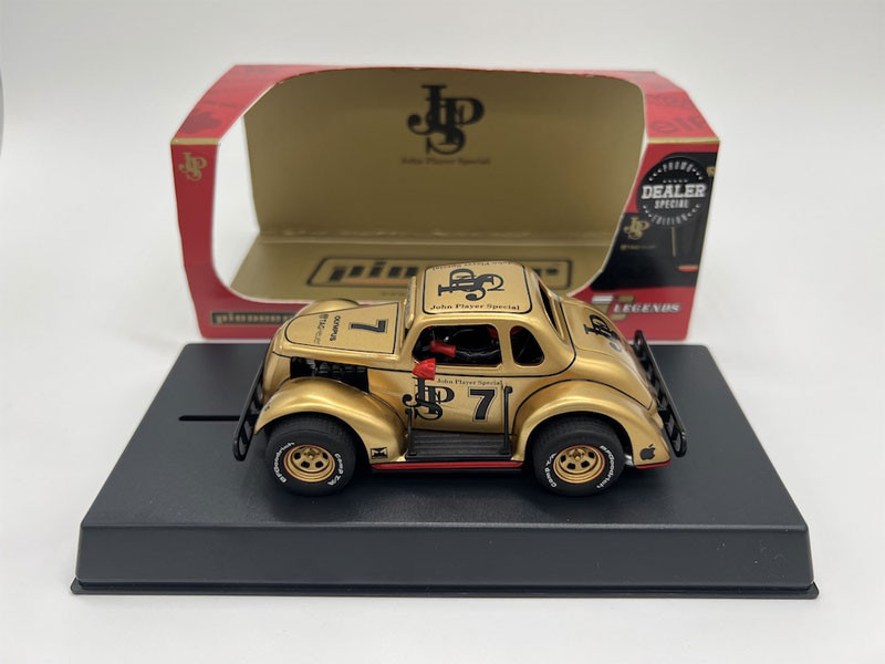 Pioneer 1937 Dodge Coupe Legends Racer #7 JPS (Metallic Gold) 1/32
