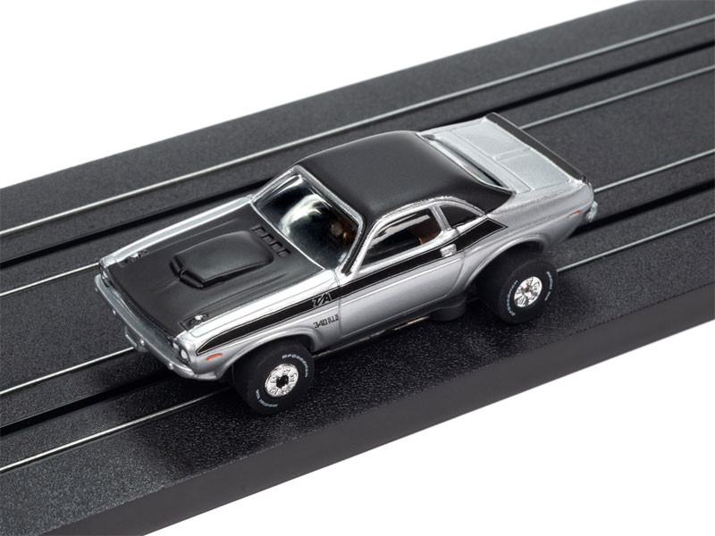 Auto World 1970 Dodge Challenger T/A (Silver) Thunderjet HO Slot Car