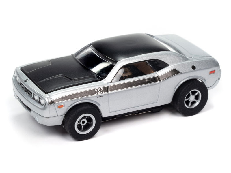 Auto World 2015 Dodge Challenger T/A (Silver) X-Traction HO Slot Car