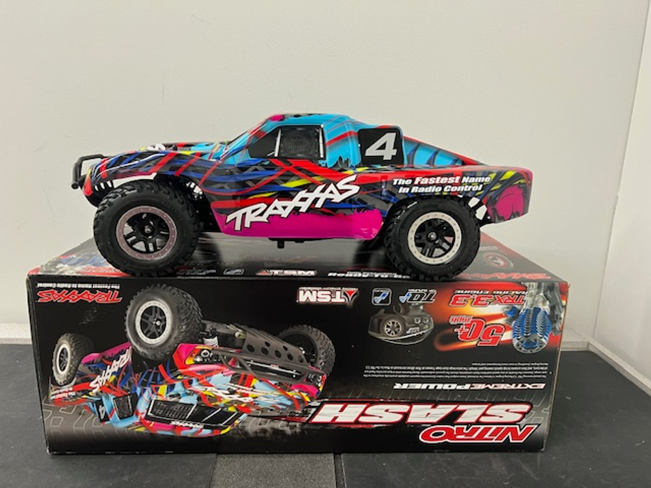 Traxxas Nitro Slash 3.3 1/10 2WD RTR SC Truck (Blue) [TRA44056-3