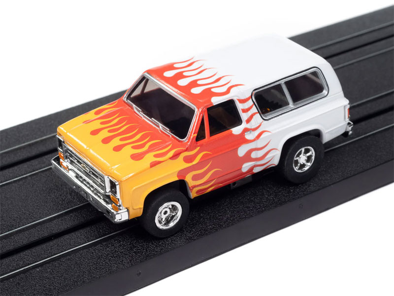 Auto World 1979 Chevy Blazer (White w/Yellow and Red Flames) X