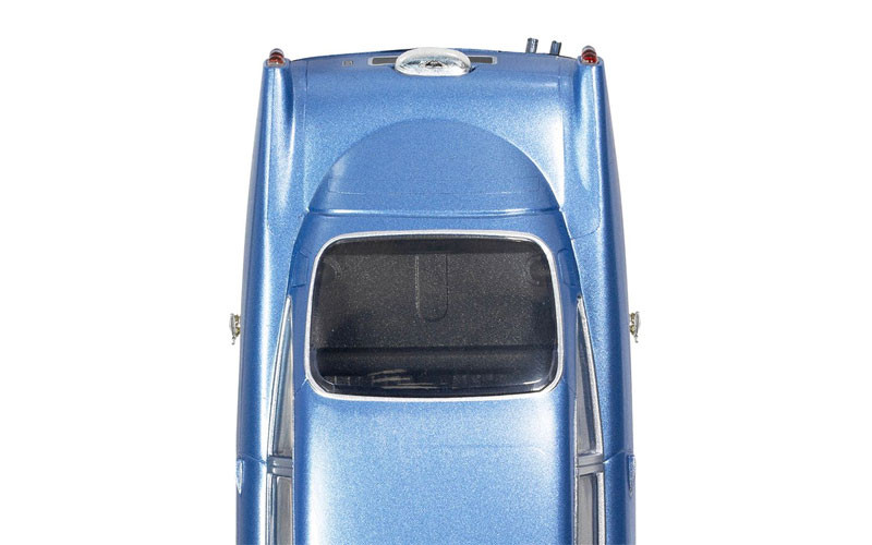 Scalextric Aston Martin DB5 - Blue / Yellow - Historic GT Racing 1