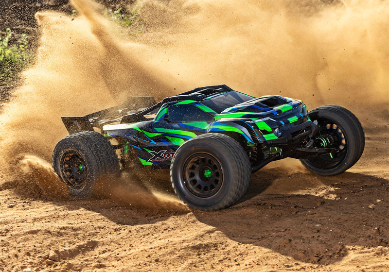 Traxxas XRT Ultimate 8S 4WD Brushless RTR Monster Truck Combo w/4S