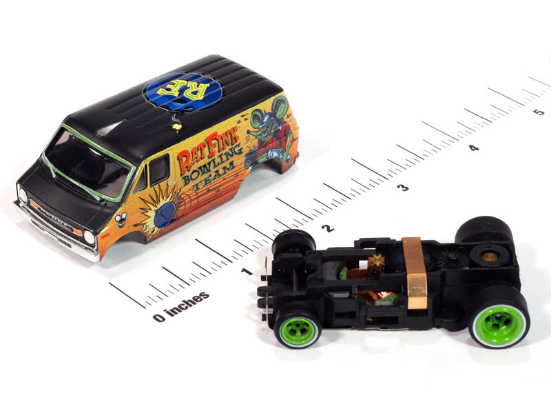 Auto World 1977 Dodge Van Rat Fink Flat (Black & Yellow) 4Gear HO