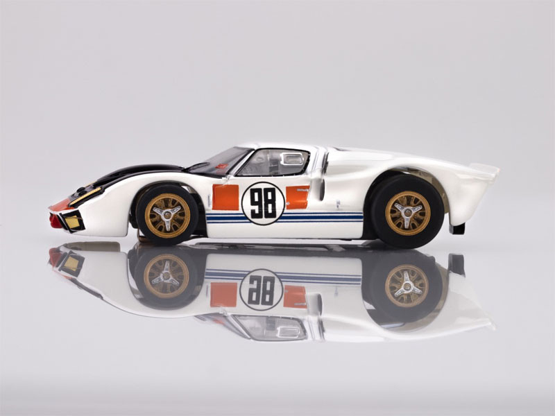 AFX Ford GT40 MKII Daytona #98 Mega G+ HO Slot Car