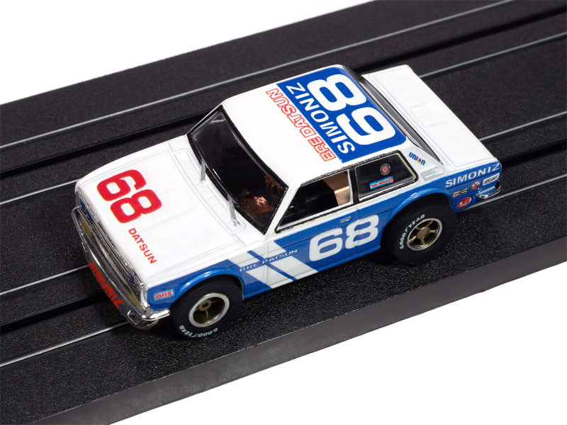 Auto World 1972 BRE Datsun 510 Guest Car #68 (White & Blue) X