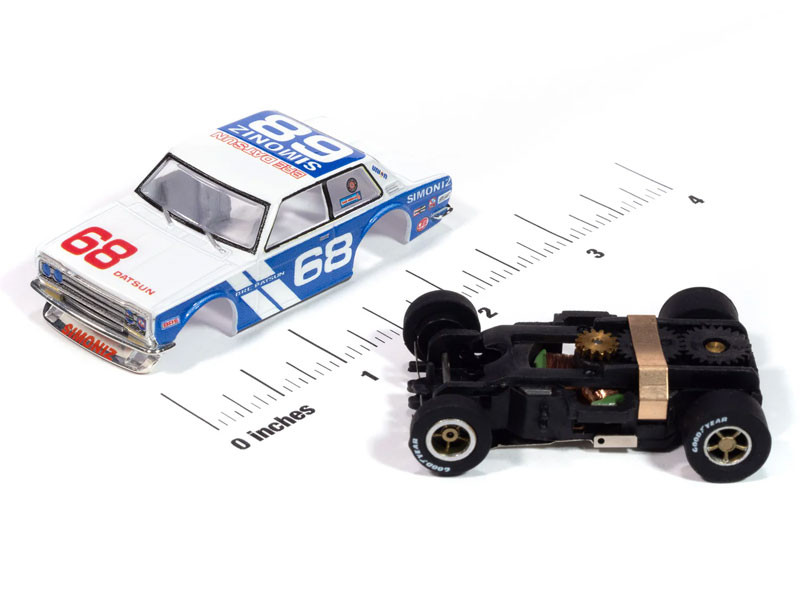 Auto World 1972 BRE Datsun 510 Guest Car #68 (White & Blue) X