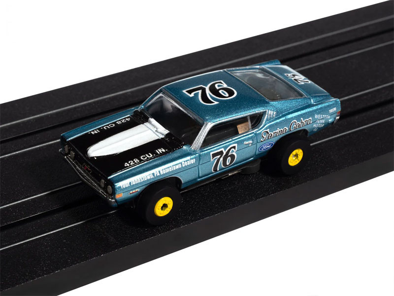 Auto World 1968 Ford Torino (Teal, Black, & White) Thunderjet HO