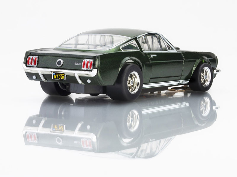 AFX 1966 Shelby Mustang GT350 Ivy Green Limited Edition Mega G+ HO