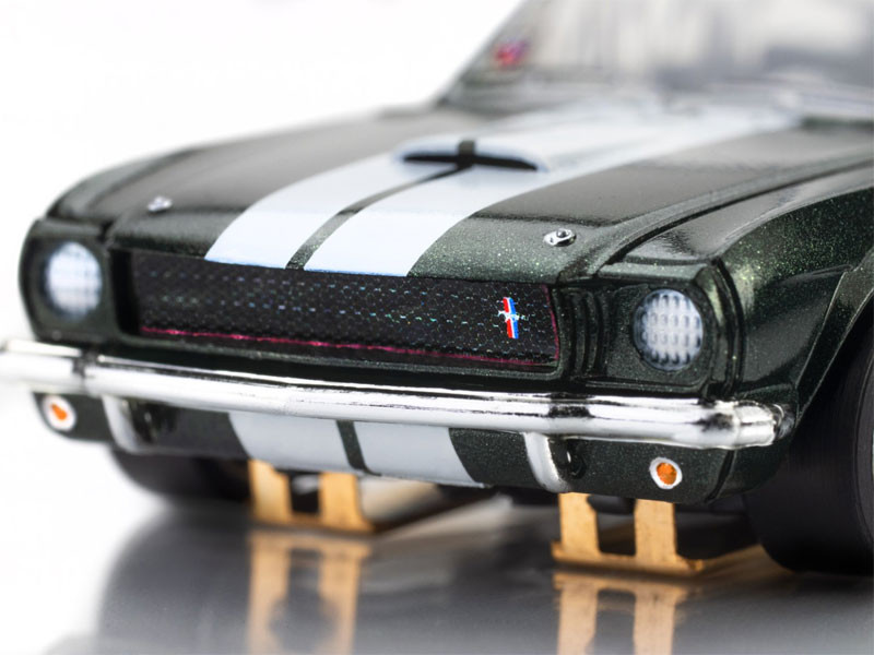 AFX 1966 Shelby Mustang GT350 Ivy Green with White Stripes Mega G+