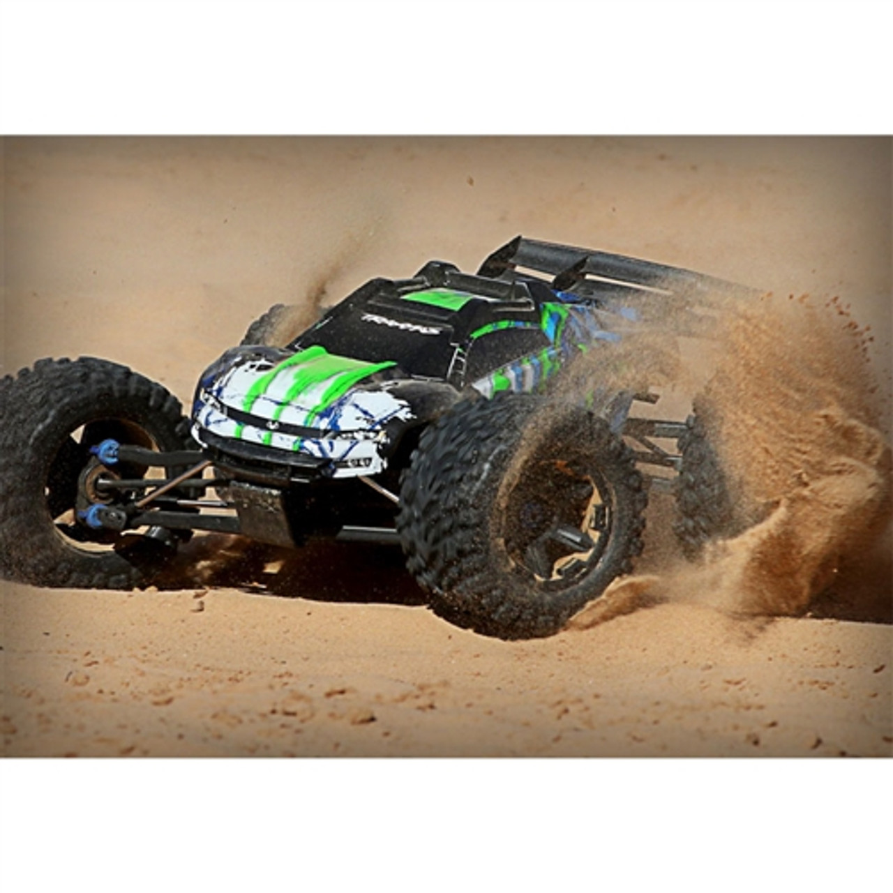 traxxas revo 1 10 3.3 4wd monster truck