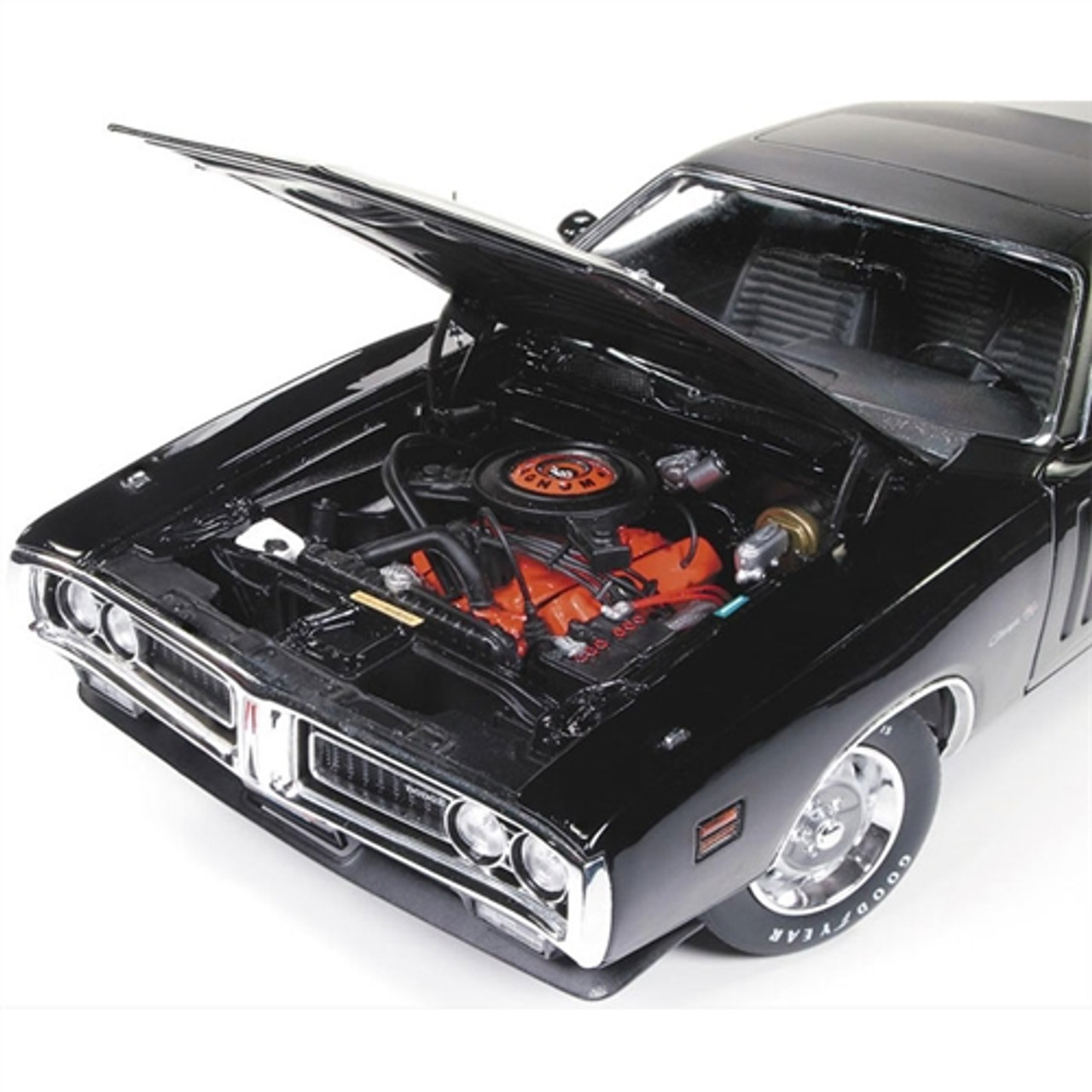 Auto World 1:18 Diecast 1971 Dodge Charger R/T